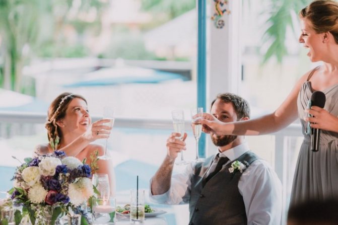 На свадебном банкете должны звучать самые искренние и позитивные пожелания