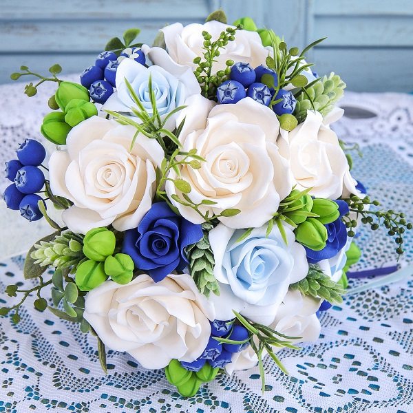 недорогйо букет с синими цветами на свадьбу