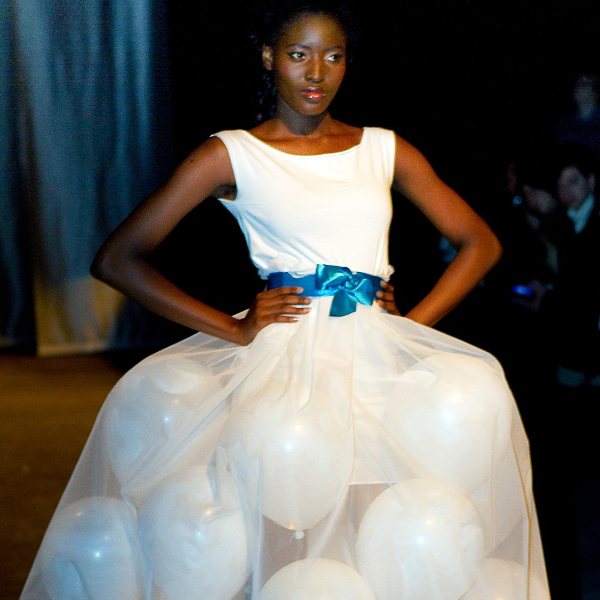 Необычное свадебное платье