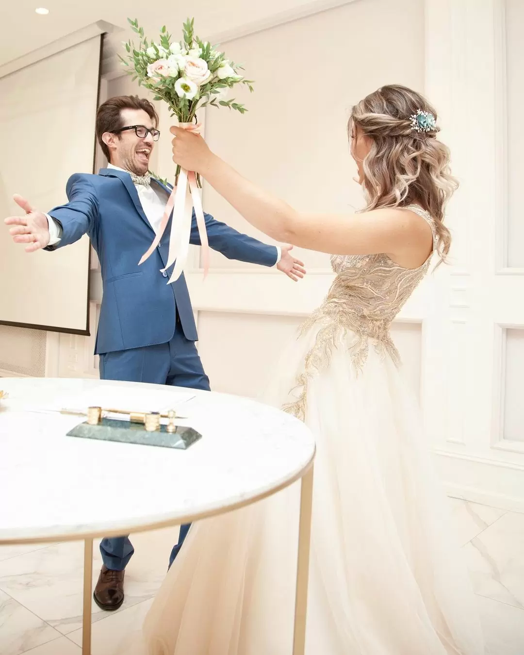 Необычные места для свадебной церемонии в Москве: где зарегистрировать брак в 2022 году.