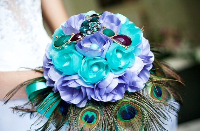 Необычные свадебные букеты для невесты – фото 3