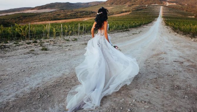 невеста в горах