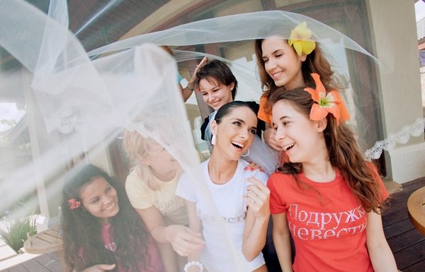 Незамужний день — девичник. Фото с сайта www.wedding-magazine.ru