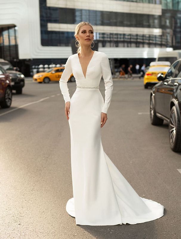 Нюансы выбора свадебного платья для женщин после 40 лет