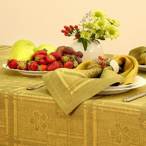 Оформление праздничного стола на льняную свадьбу