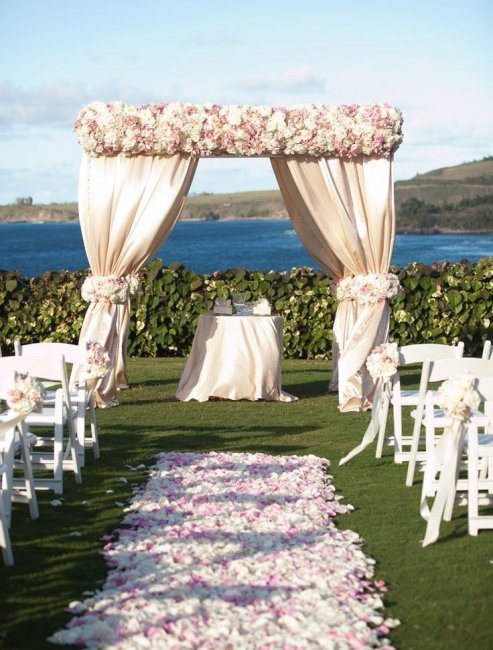 Оформление пудровой свадьбы