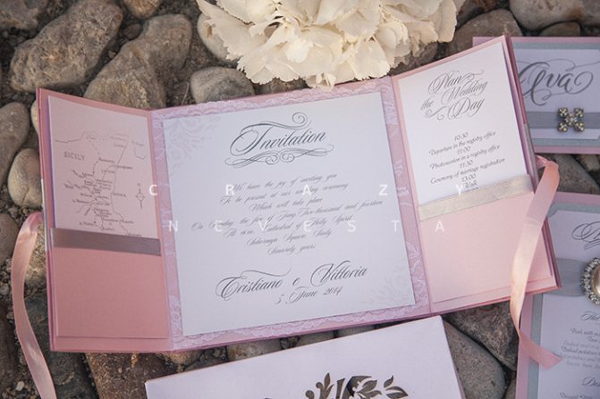 Оформляем свадебные приглашения: какую бумагу взять?