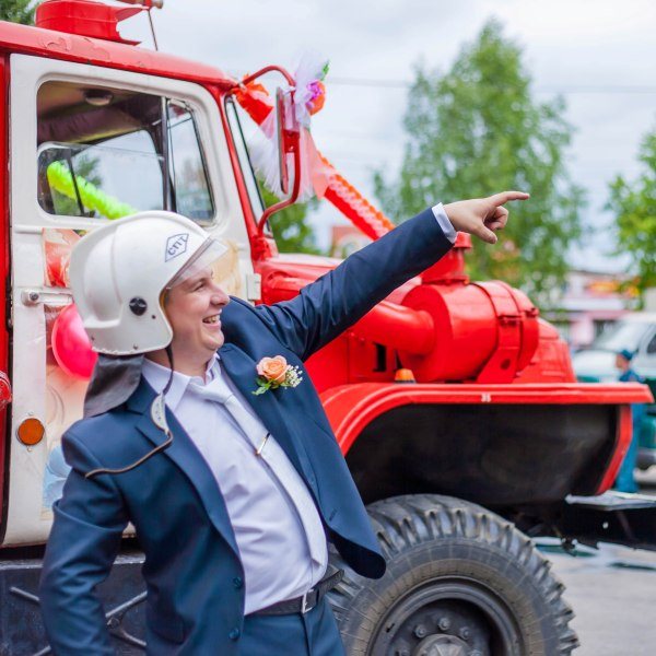 оригинальная встреча жениха без выкупа