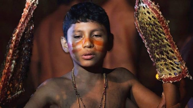 Первая брачная ночь в Африке: безумные обычаи и странные традиции (16 фото)