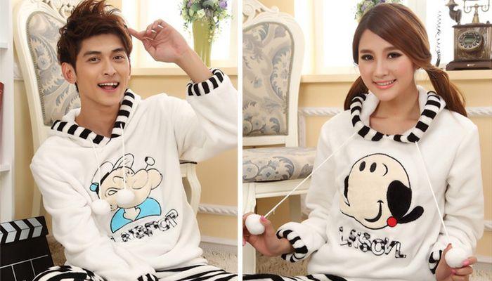 Первая ночь в парных пижамах