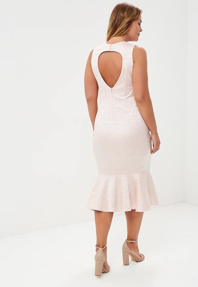 платье с открытой спиной на полных