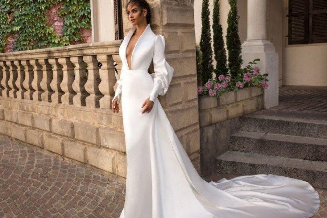 Платья с пышными рукавами