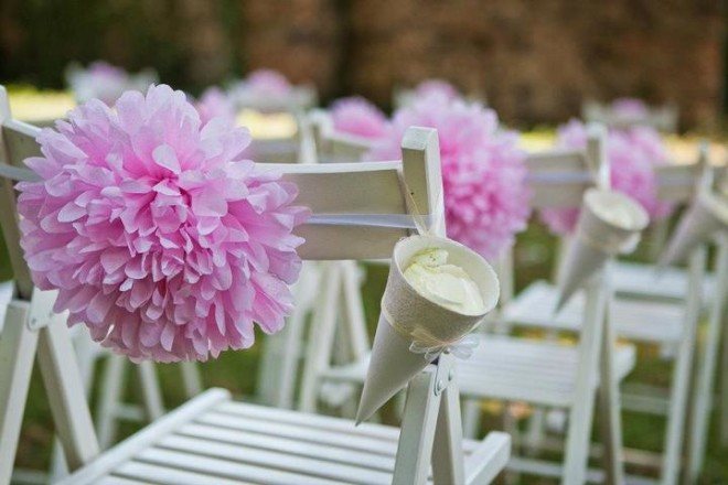 Помпоны на свадьбу своими руками