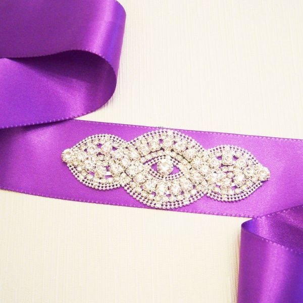 пояс лавандового цвета для невесты