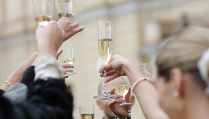 Поздравление со свадьбой от коллег