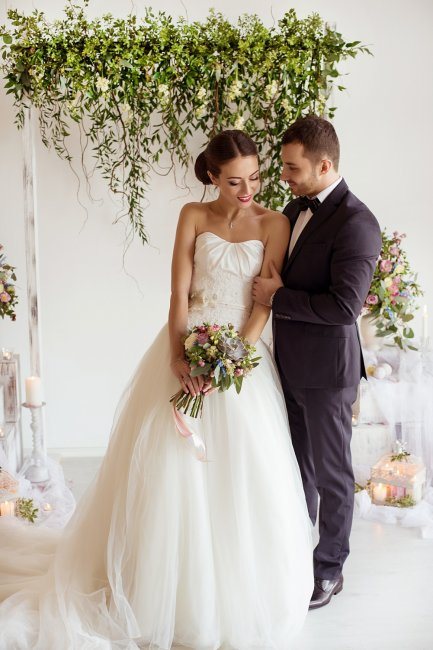 Позы для свадебной фотосессии