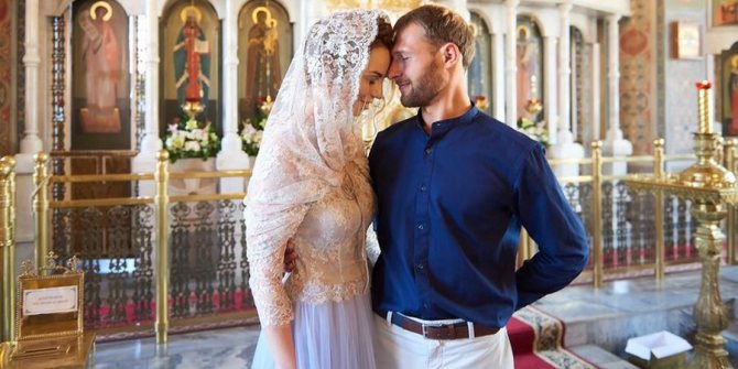 Прежде чем планировать обряд нужно выбрать дату