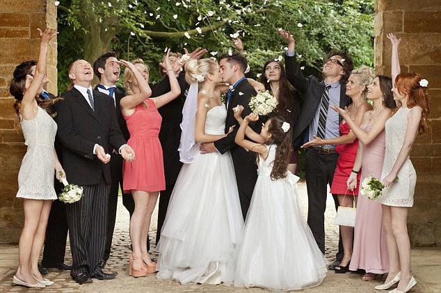 приметы на свадьбу для гостей