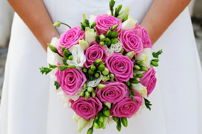 Розовый букет невесты 1