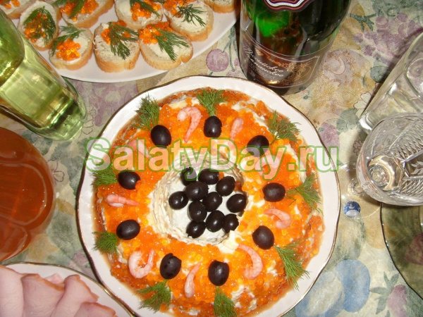 Салат «Царский» с отварной курицей