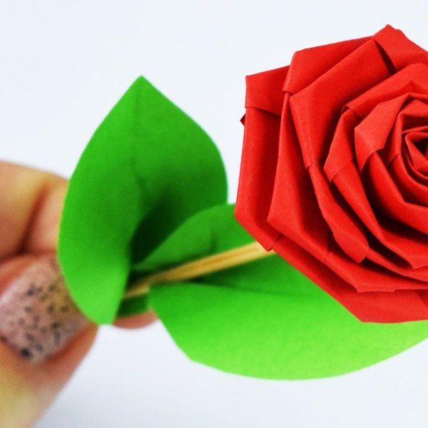 самодельная роза для украшения свадьбы