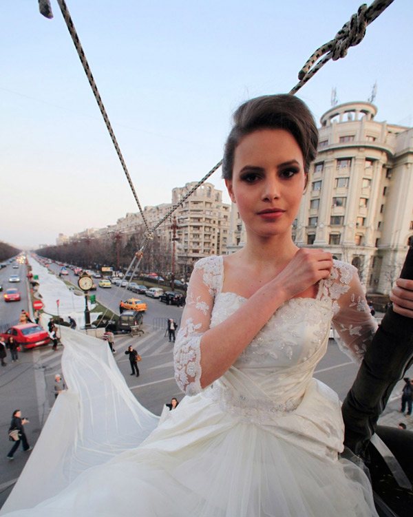 Самое длинное свадебное платье