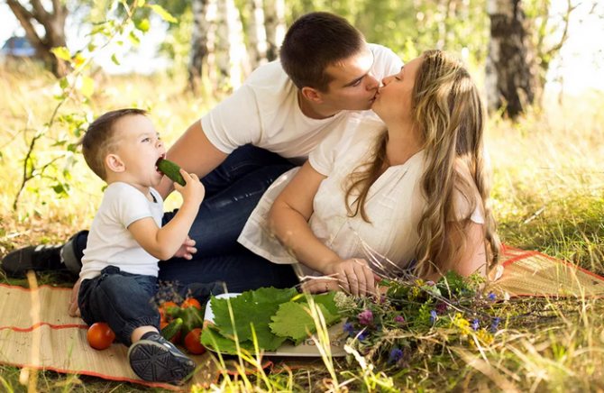 семейный отдых на природе