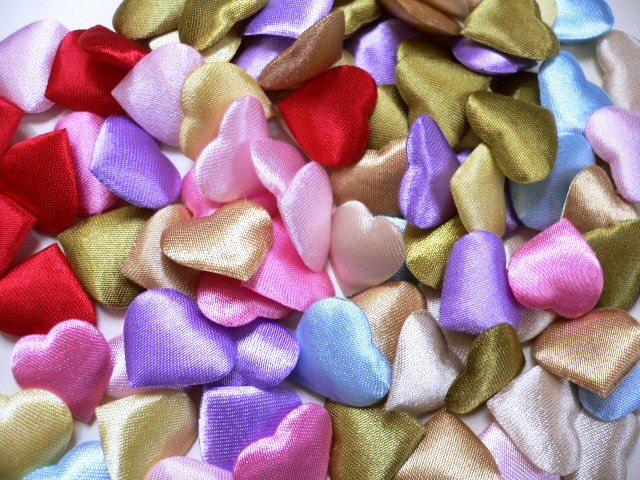 сердечки из атласа