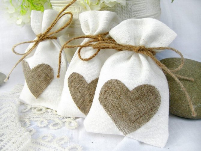 Шутливые подарки на годовщину