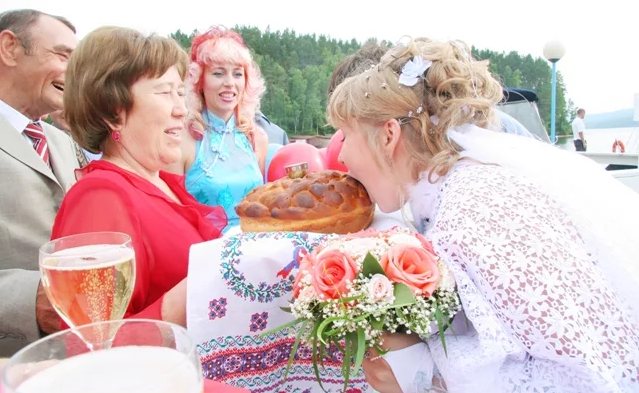 слова встречи молодых