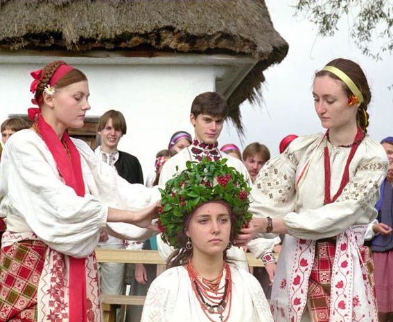 снятие венка с невесты на руси