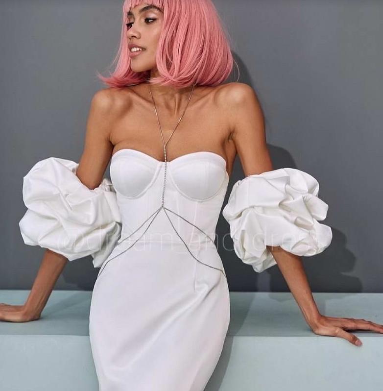 современные платья невесты образ платье футляр с пышными рукавами пуфы