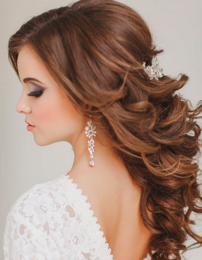 Свадебная прическа для невесты 2022 фото с начесом