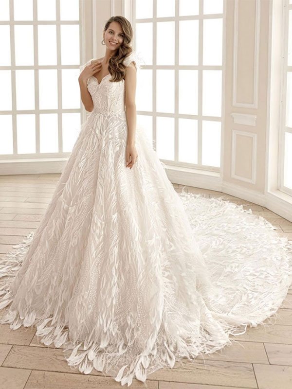 Свадебное платье А-силуэта