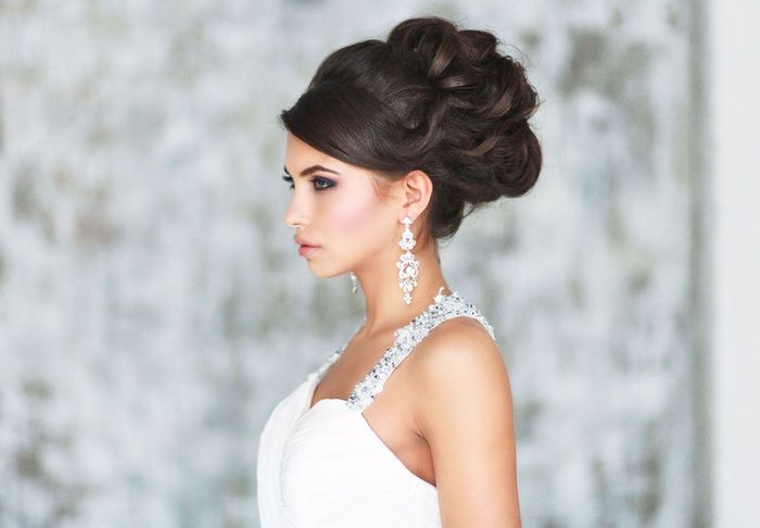 Свадебные прически без фаты 6