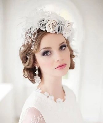 Свадебные прически для невесты с диадемой на длинные, средние, короткие волосы