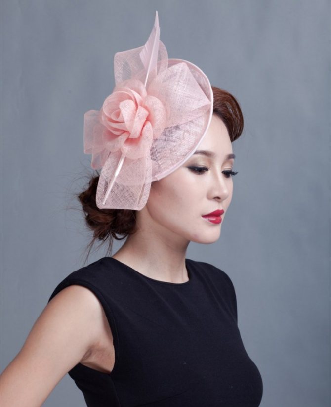 Свадебные шляпки - фото оригинальных головных уборов невесты