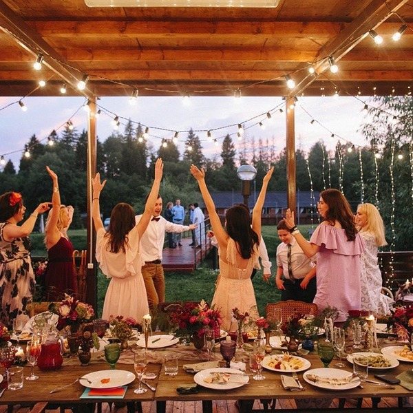 свадебные столы на свежем воздухе