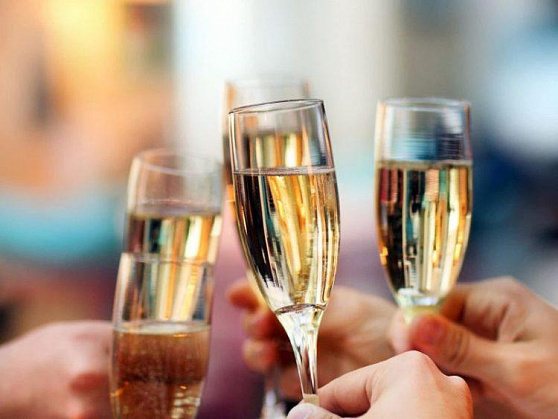 Свадебные тосты от родителей жениха: 50 лучших пожеланий со смыслом ✍