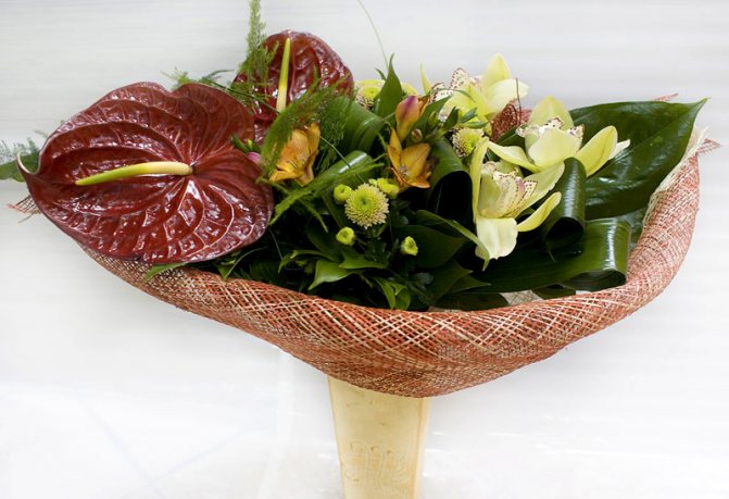 Свадебный букет из антириумов