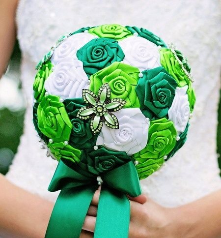 свадебный букет из лент