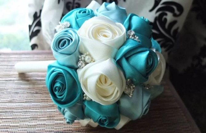 Свадебный букет из лент