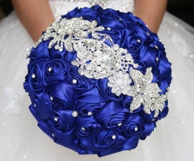 Свадебный букет из лент