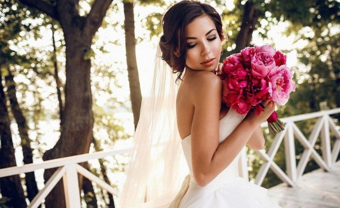 Свадебный букет из пионов на ваше торжество