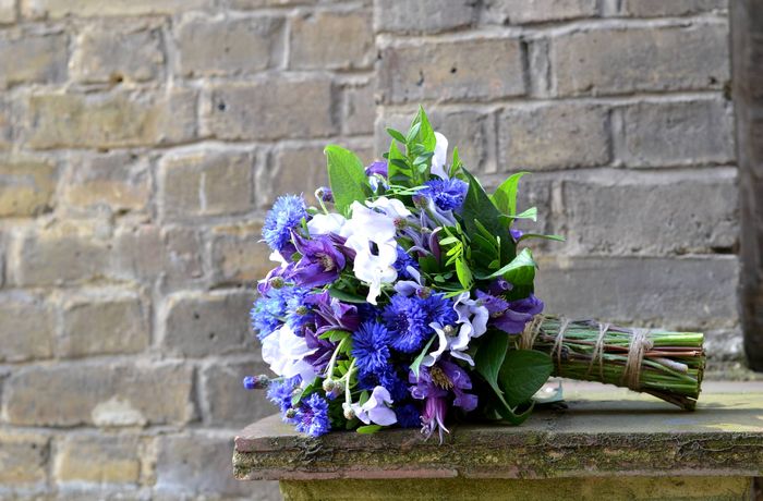 свадебный букет из васильков 2