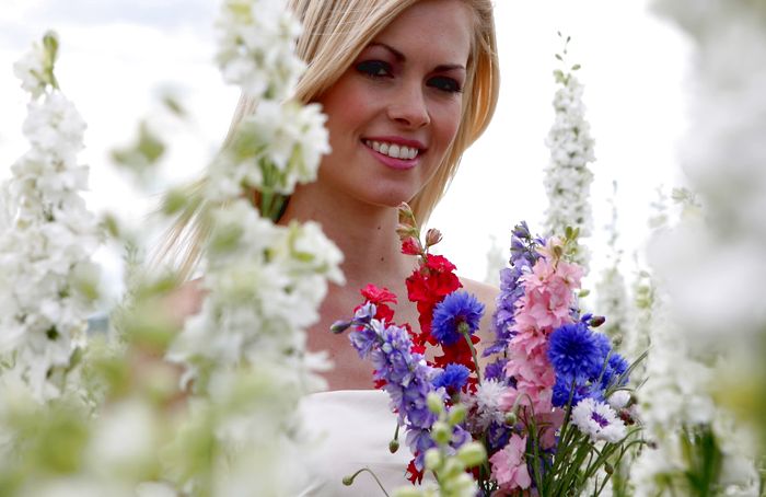 свадебный букет из васильков 3