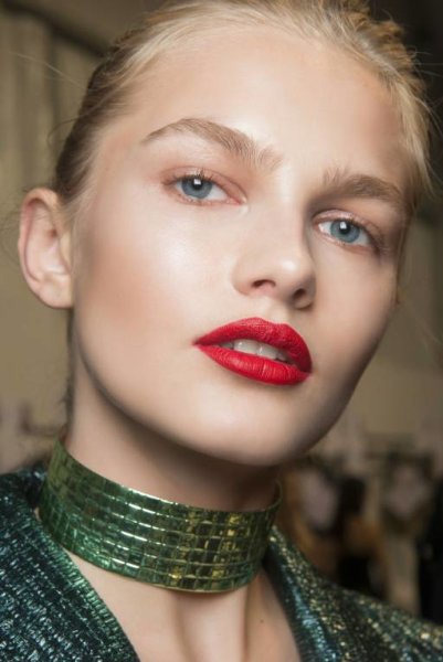 свадебный макияж с красными губами фото № 74