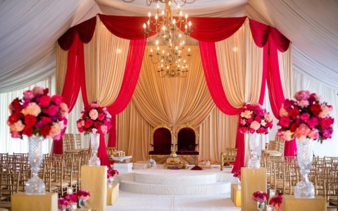 Свадебный мандап в помещении