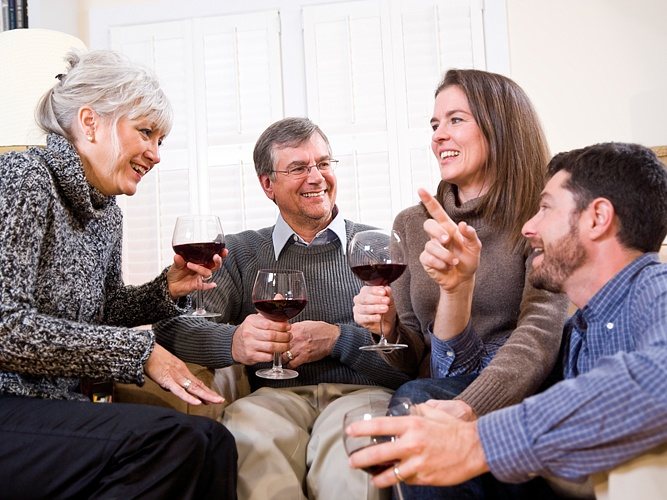 Сватовство позволяет родителям молодых познакомиться поближе