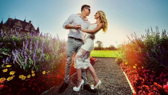 танец на природе